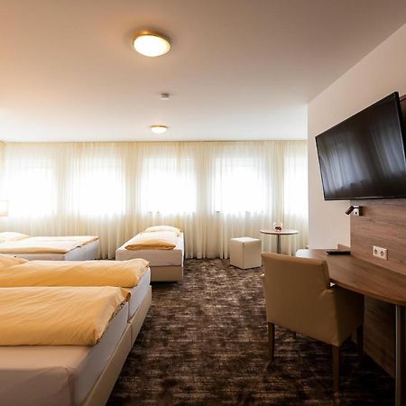 אהינגן Sternplatz Hotel מראה חיצוני תמונה
