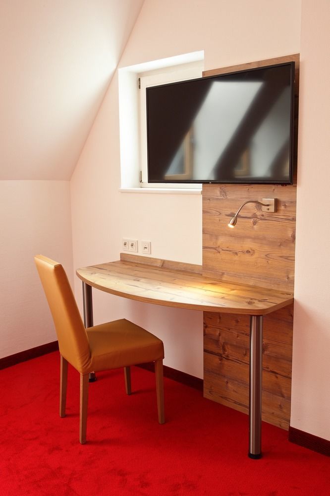 אהינגן Sternplatz Hotel מראה חיצוני תמונה