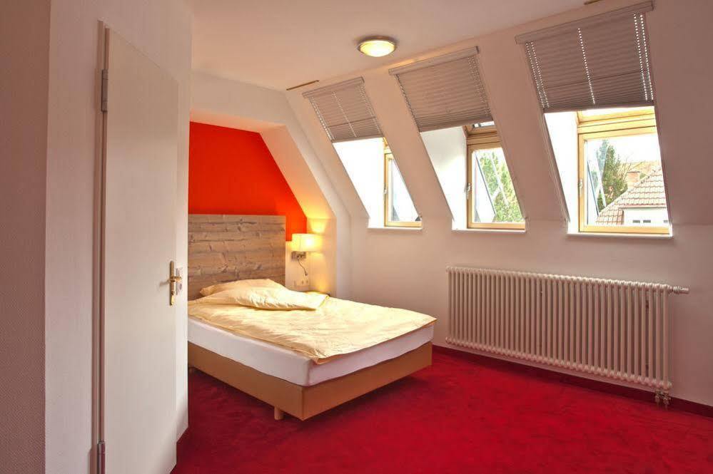 אהינגן Sternplatz Hotel מראה חיצוני תמונה